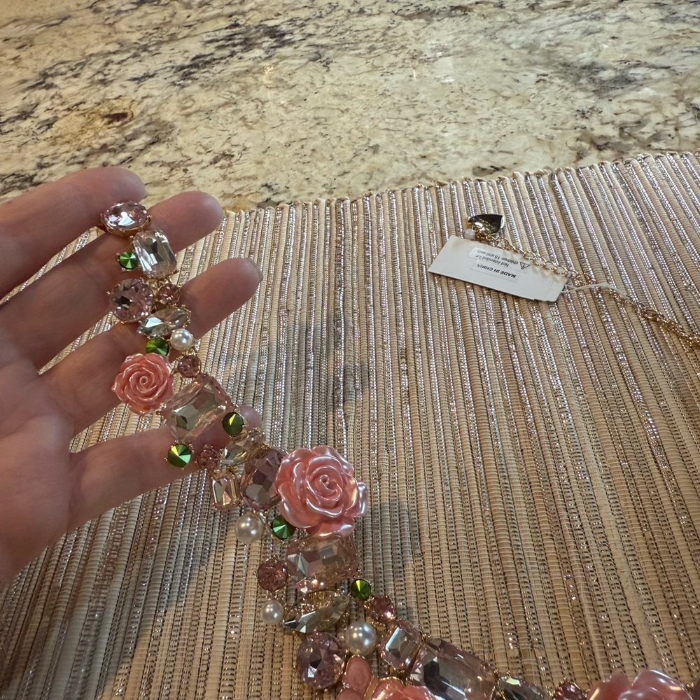 NEW Betsey Johnson Elegant Statement Pink Rose Collar Necklace 14”-19” - Picture 12 of 16